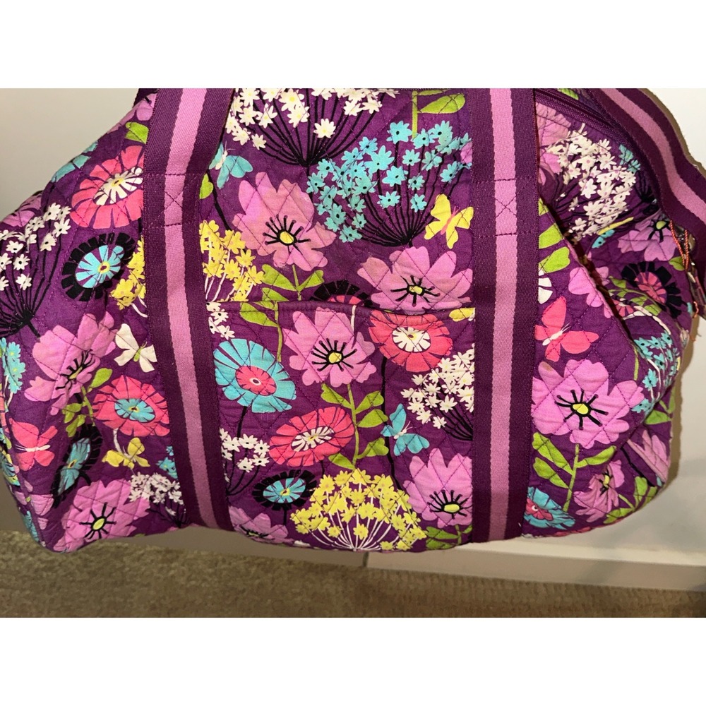 Vera Bradley Flutterby Floral Quilted Cotton 19" Duffel Travel Bag Purple Clean - Picture 3 of 10